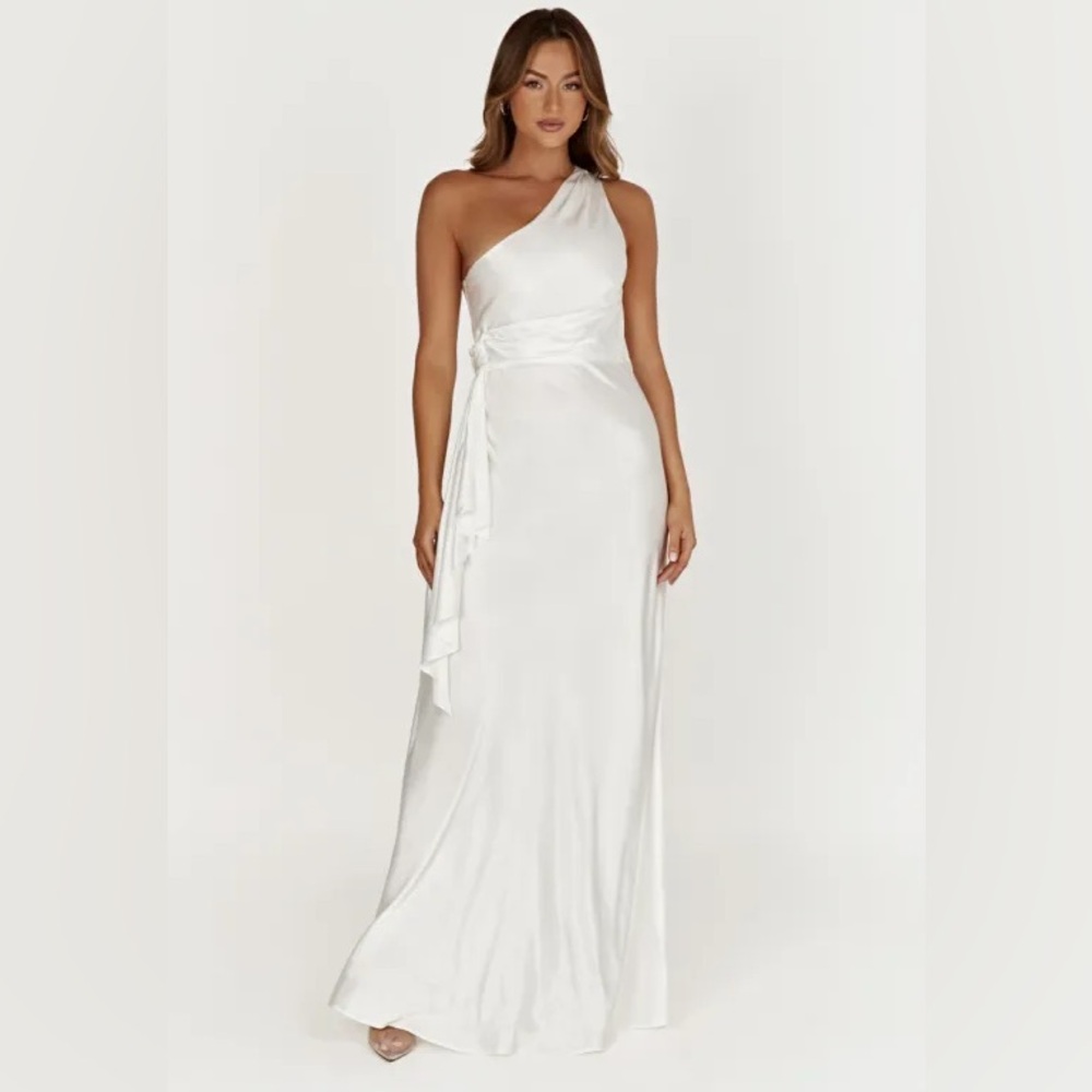 Meshki Calliope White One Shoulder Gown